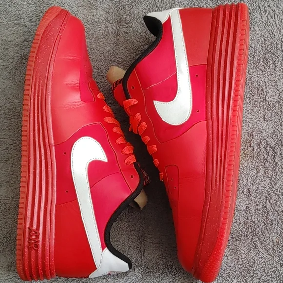 Nike Air Force 1 Lunar 'University Red' - Picture 2 of 7